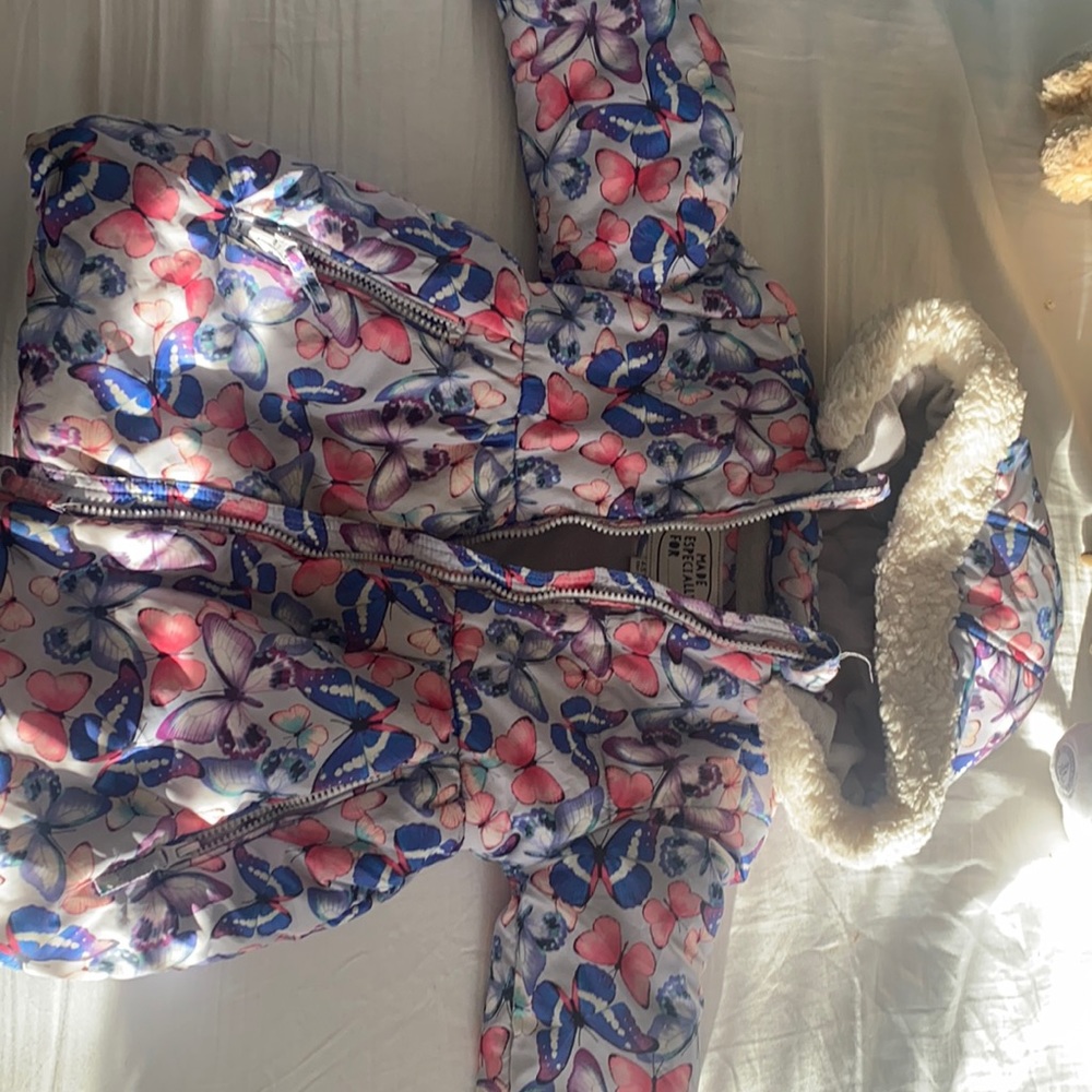 Got from UK. Awesome girl jacket . Used.